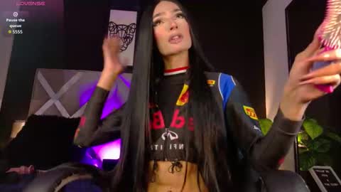 Snapshot of elizabeth_jones_01 chatting on February 3, 2026, 1:27 pm Eli online show from February 3, 2026, 1:27 pm