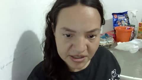 Elizabeth Martinez  online show from February 13, 2026, 4:25 pm