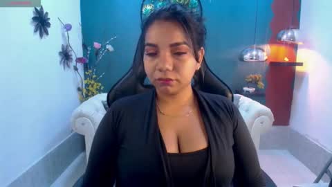 Elizabeth  online show from March 16, 2026, 11:25 am