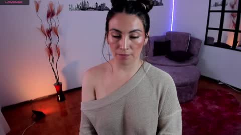 Elizabeth online show from December 13, 2024, 4:27 pm