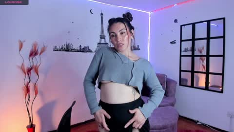 Elizabeth online show from December 26, 2024, 9:04 pm