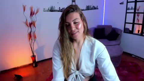 Elizabeth online show from September 9, 2025, 1:27 am