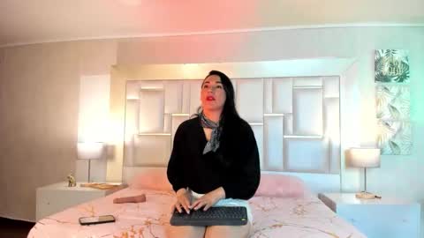 Snapshot of elizabethbennett_l chatting on November 29, 2025, 7:39 pm elizabth online show from November 29, 2025, 7:39 pm
