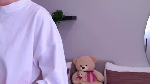 Elizabeth online show from February 27, 2025, 11:37 pm