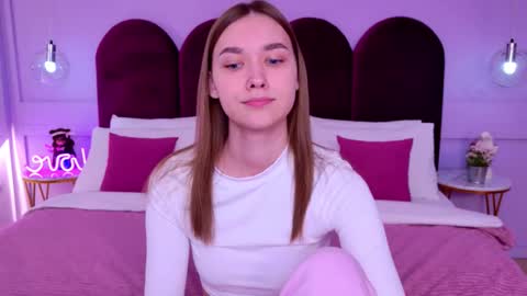 Elizabeth online show from September 23, 2025, 3:09 am