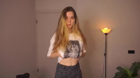 Elizabeth online show from September 17, 2025, 6:42 pm