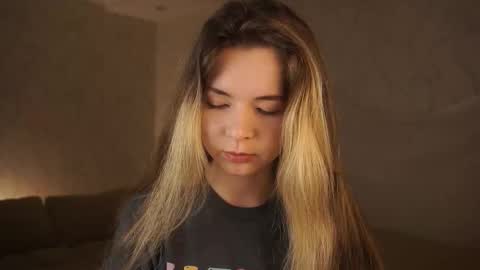 Elizabeth online show from September 29, 2025, 4:12 pm