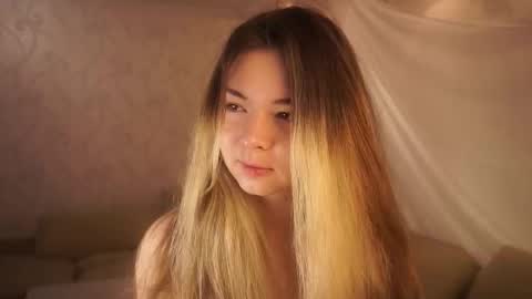 Elizabeth online show from October 23, 2025, 6:06 pm