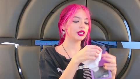 Snapshot of elizabetthkitty chatting on January 27, 2025, 11:00 pm Elizabet online show from January 27, 2025, 11:00 pm