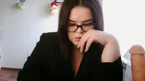 elizamoonlight online show from June 4, 2026, 9:15 am