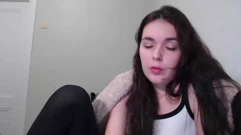 elizbetfox online show from November 14, 2025, 11:13 pm