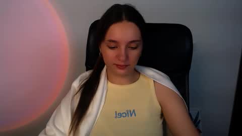 elizsun online show from December 1, 2025, 11:26 am