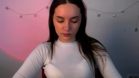 elizsun online show from March 23, 2026, 9:24 am