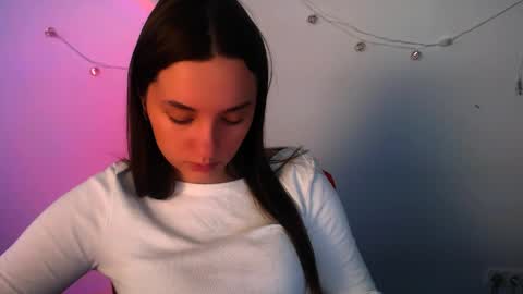 elizsun online show from April 18, 2026, 7:23 am