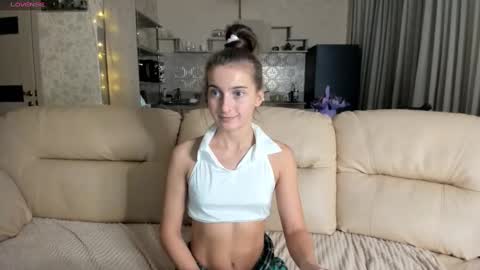 Snapshot of elizsweet chatting on March 9, 2025, 5:06 pm Eliz online show from March 9, 2025, 5:06 pm