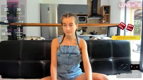 Snapshot of elizsweet chatting on October 16, 2025, 8:48 am Eliz online show from October 16, 2025, 8:48 am