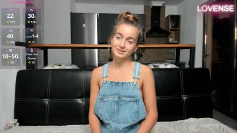 Eliz                               online show from November 4, 2025, 4:39 pm