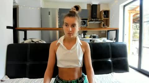 Eliz                               online show from March 24, 2026, 11:26 am