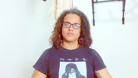 Diana online show from February 5, 2025, 6:48 pm