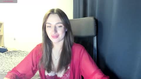 ella___bell online show from February 2, 2026, 12:04 pm