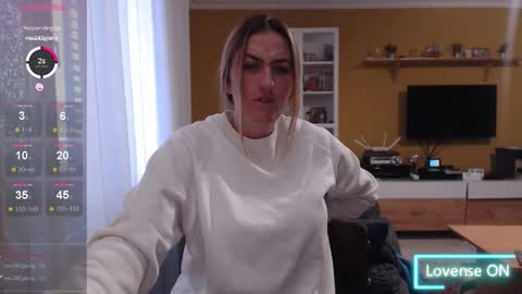 Snapshot of ella_max_live chatting on October 7, 2025, 7:05 am Ella Max online show from October 7, 2025, 7:05 am