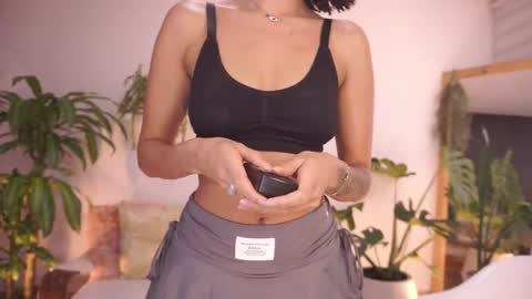 ELLA OWEN online show from March 28, 2026, 5:23 pm