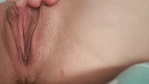 Ella online show from December 1, 2025, 12:10 pm