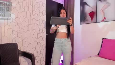 ella rouse online show from September 16, 2025, 11:55 am