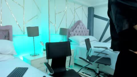 Ellaa Muller online show from February 25, 2025, 6:20 pm