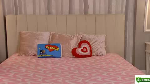 Snapshot of ellaander chatting on May 14, 2026, 4:52 am Ella online show from May 14, 2026, 4:52 am