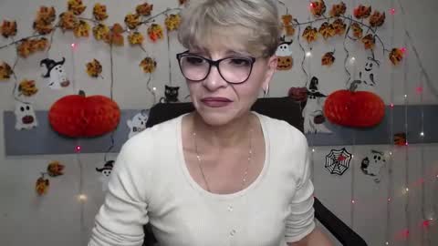 EllaBonito online show from October 29, 2025, 6:48 am