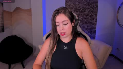 EllaClark online show from February 28, 2025, 11:14 am