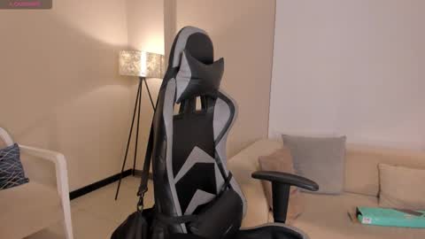 EllaClark online show from September 26, 2025, 7:07 pm