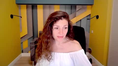 EllaLongs online show from February 21, 2025, 12:39 pm