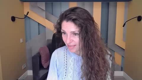 EllaLongs online show from October 25, 2025, 11:29 am