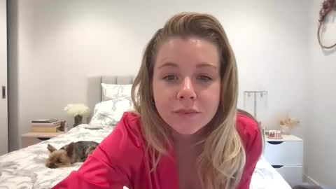 Ella online show from May 1, 2026, 8:13 pm