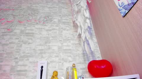 Ella online show from February 23, 2025, 9:44 am