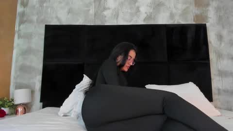  ella  online show from March 6, 2025, 5:22 pm