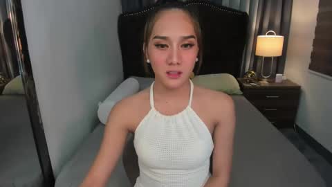 Snapshot of ellats_18 chatting on February 11, 2025, 11:54 pm Sophia online show from February 11, 2025, 11:54 pm