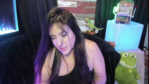 ELLE online show from February 8, 2025, 2:36 am