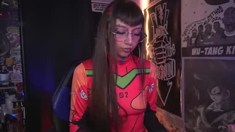 follow me on instagram .    online show from November 29, 2025, 4:10 pm