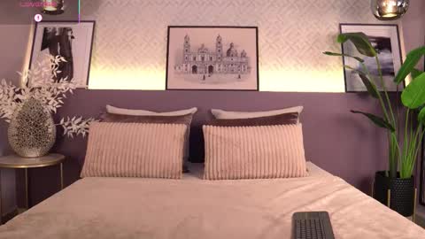 Elle Diane online show from March 2, 2026, 12:24 am