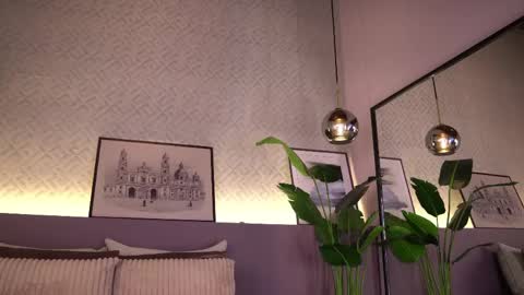 Elle Diane online show from June 8, 2026, 1:28 am