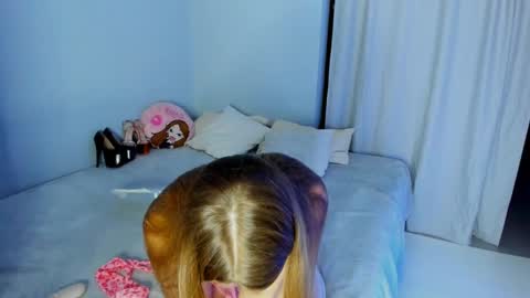 Snapshot of ellenmays chatting on February 14, 2025, 2:33 pm Ellen online show from February 14, 2025, 2:33 pm