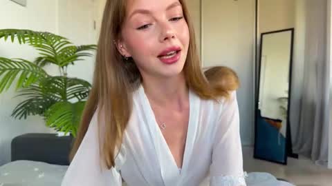 Snapshot of elli_harmon chatting on September 9, 2025, 12:37 pm Ellie  --- Ill see you either on Friday or Saturday and definitely on Sunday  online show from September 9, 2025, 12:37 pm