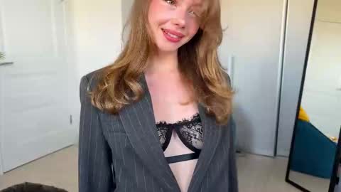 Snapshot of elli_harmon chatting on September 17, 2025, 1:02 pm Ellie  --- Ill see you either on Friday or Saturday and definitely on Sunday  online show from September 17, 2025, 1:02 pm