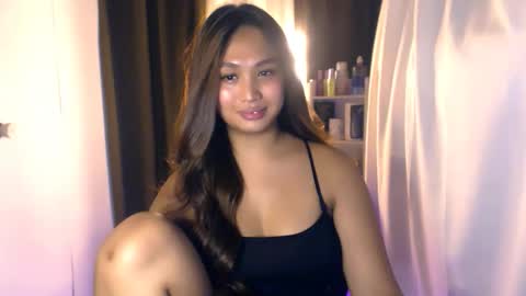 Snapshot of elliecummers chatting on May 27, 2026, 5:32 pm ellie online show from May 27, 2026, 5:32 pm
