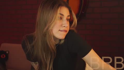 elliecutes online show from February 7, 2025, 11:34 am