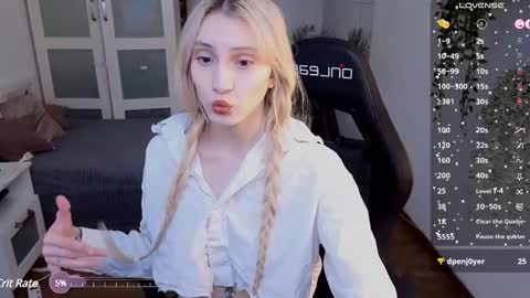 elliefrost online show from February 28, 2025, 9:23 pm