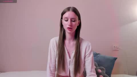 ellierough online show from March 20, 2026, 5:18 pm